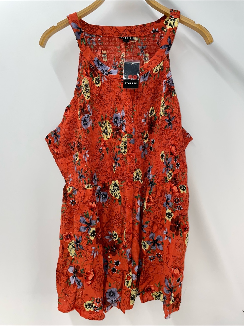 TORRID FLORAL HALTER SMOCKED TOP FTL-04-219